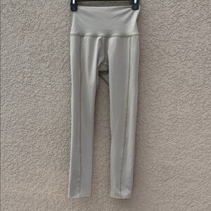 Women's Cream High-Waist Leggings